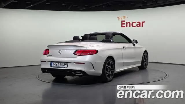 Mercedes-Benz C-Class — Фото автомобиля 2
