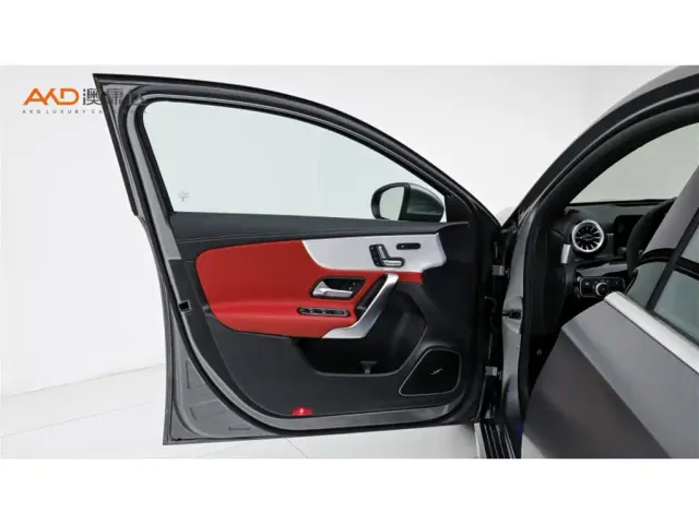 Mercedes-Benz A-Class AMG — Фото автомобиля 10