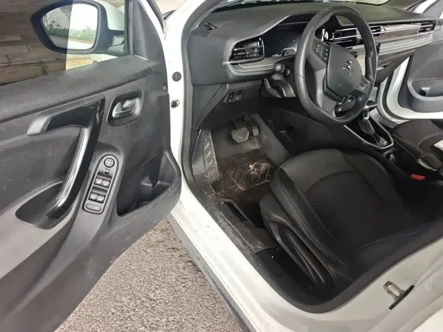 Citroen C3-XR — Фото автомобиля 12