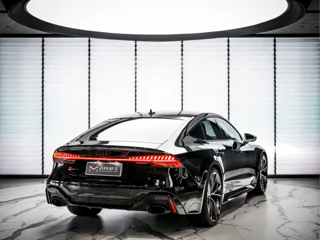 Audi RS 7 — Фото автомобиля 5