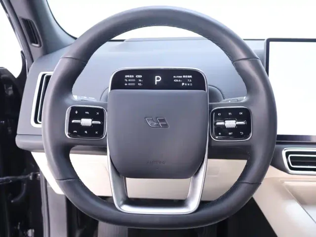 Li Auto L7 — Фото автомобиля 15