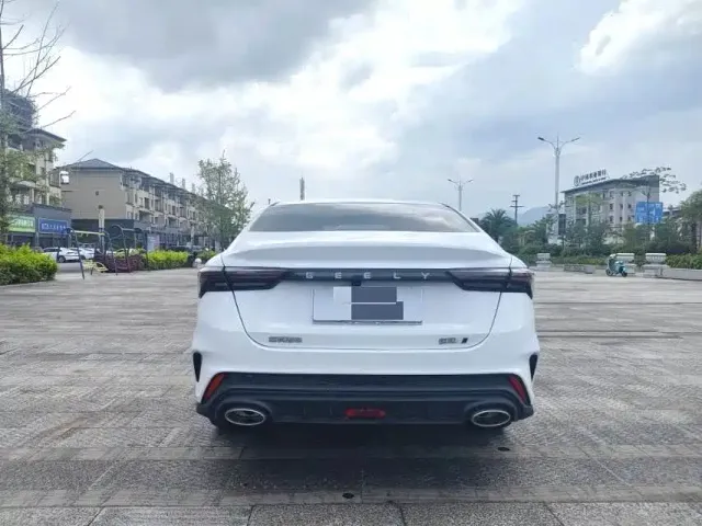 Geely Binrui — Фото автомобиля 8