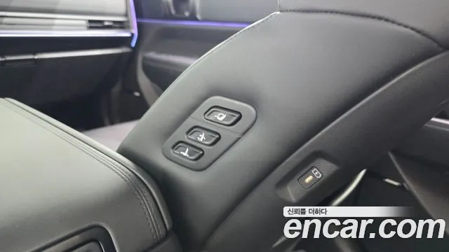 Hyundai Santafe — Фото автомобиля 24