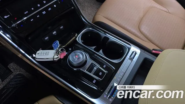 Kia Canival Carnival 4 поколение Бензин 9 мест Noblesse — Фото автомобиля 9