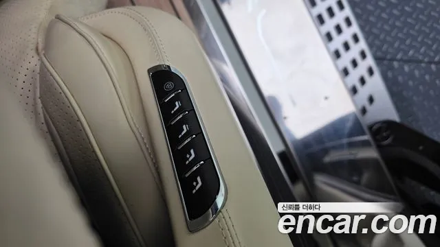 Kia Carnival 4th Gen — Фото автомобиля 29