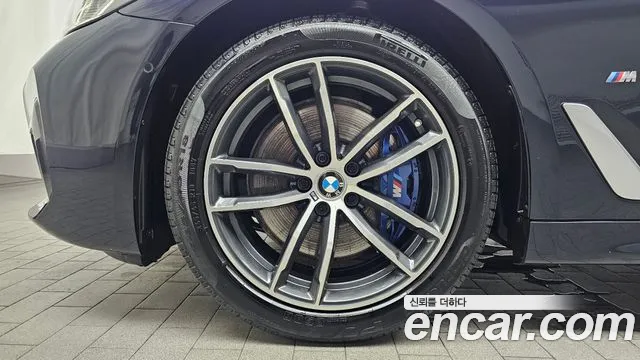 BMW 5-Series 5 серия (G30) 523d M Sport — Фото автомобиля 5