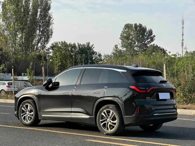 Nio ES6 — Фото автомобиля 7