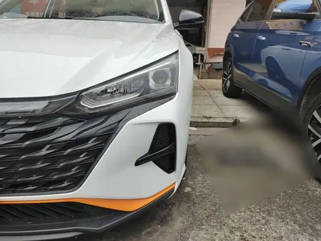 Dongfeng Yixuan — Фото автомобиля 23