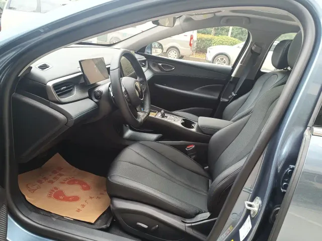 BYD Seal 05 DM-i — Фото автомобиля 15