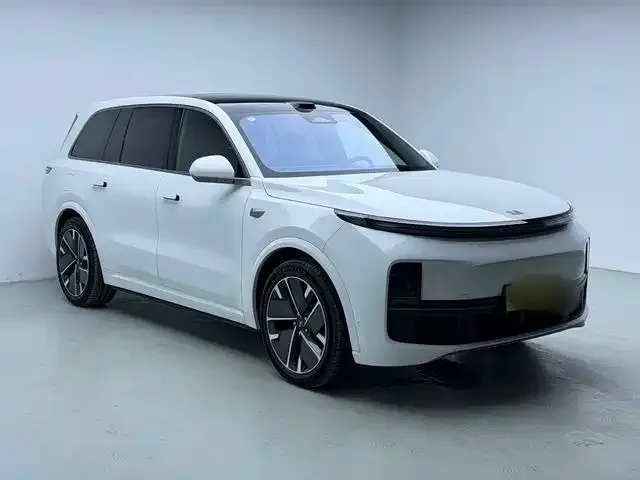 Li Auto L9 — Фото автомобиля 2