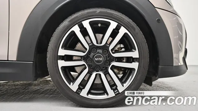 Mini Cooper — Фото автомобиля 5