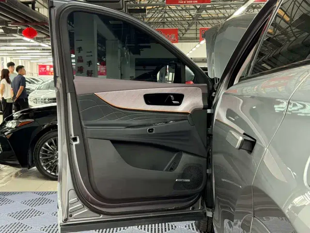 Chery Tiggo 9 C-DM — Фото автомобиля 14