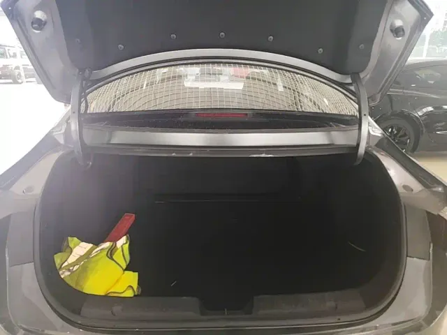 Changan Eado — Фото автомобиля 18