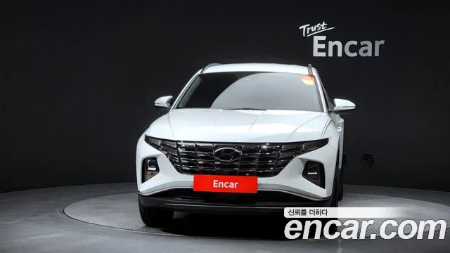 Hyundai Tucson Tucson (NX4) Дизель 2.0 2WD — Фото автомобиля 3
