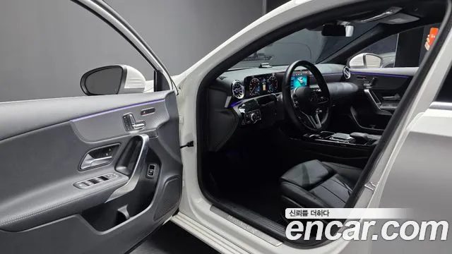 Mercedes-Benz A-Class — Фото автомобиля 10