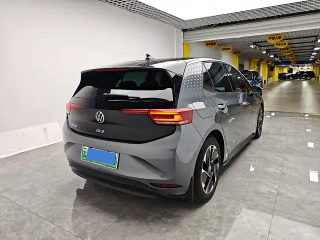 Volkswagen ID.3 — Фото автомобиля 11