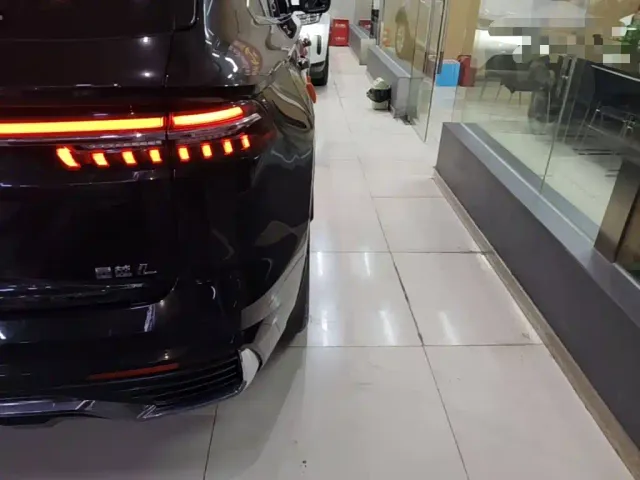 Geely Xingyue L — Фото автомобиля 23