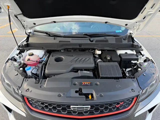 Geely Binyue — Фото автомобиля 24