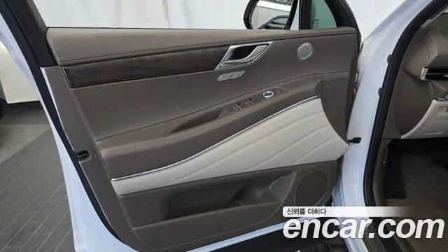 Genesis GV80 2.5T Бензин AWD — Фото автомобиля 15