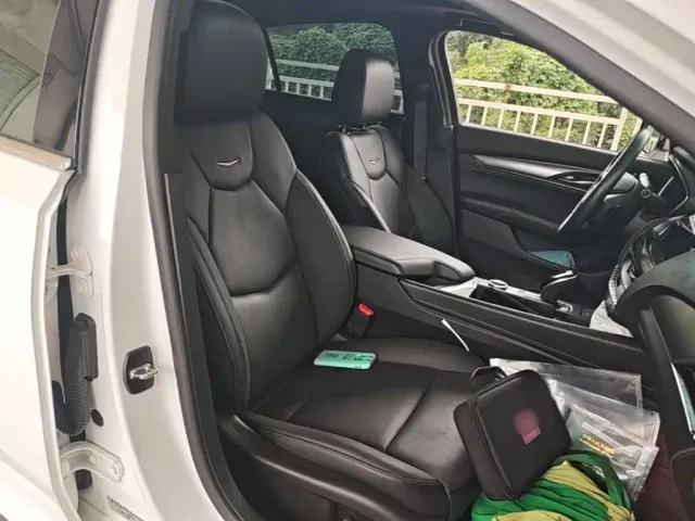 Cadillac CT5 — Фото автомобиля 24