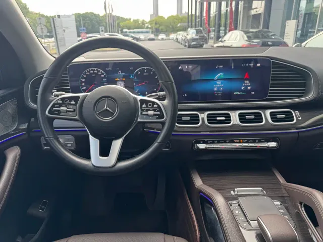 Mercedes-Benz GLE-Class — Фото автомобиля 10