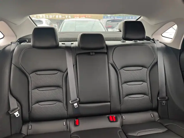 Geely Xingrui — Фото автомобиля 10