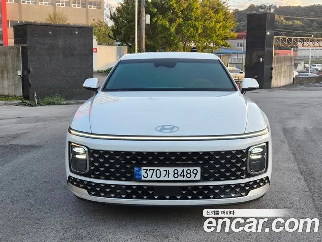 Hyundai Grandeur GN7 — Фото автомобиля 3