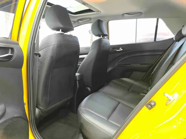 Kia KX1 — Фото автомобиля 10