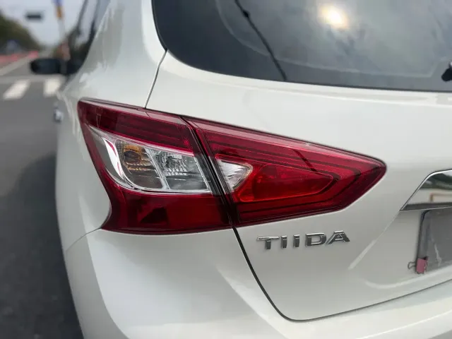 Nissan Tiida — Фото автомобиля 8