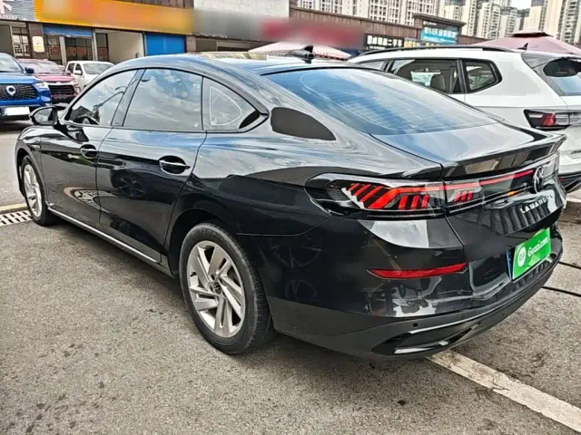 Volkswagen Lamando — Фото автомобиля 4