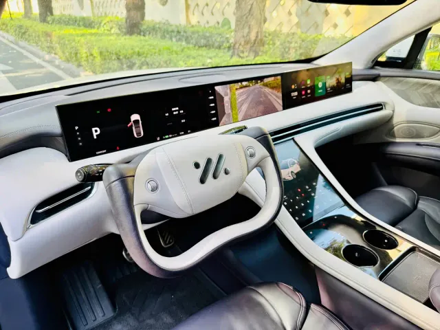 IM Motors IM LS7 — Фото автомобиля 14
