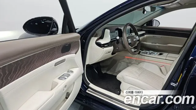 Genesis G90 Бензин 3.5 турбо AWD — Фото автомобиля 11