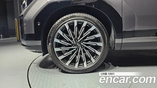 Hyundai Santafe Santa Fe (MX5) Бензин 2.5T 2WD — Фото автомобиля 5