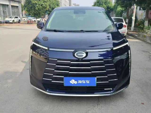 GAC Trumpchi E8 — Фото автомобиля 2