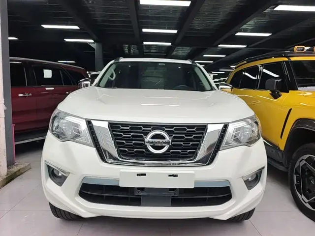 Nissan Terra — Фото автомобиля 2