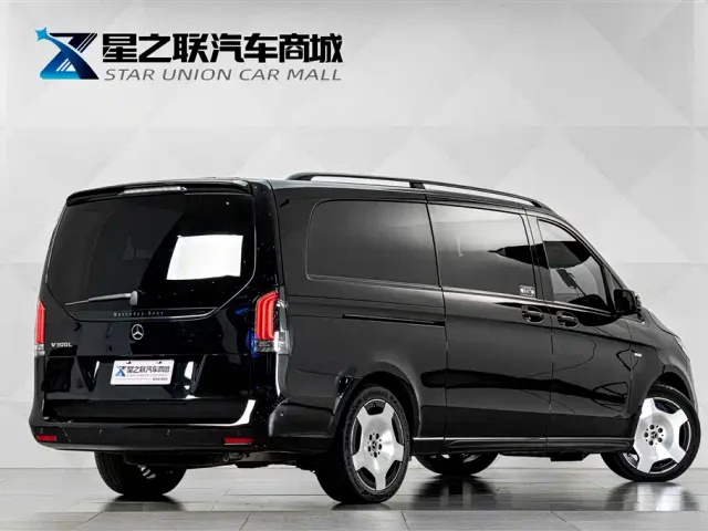Mercedes-Benz V-Class — Фото автомобиля 6