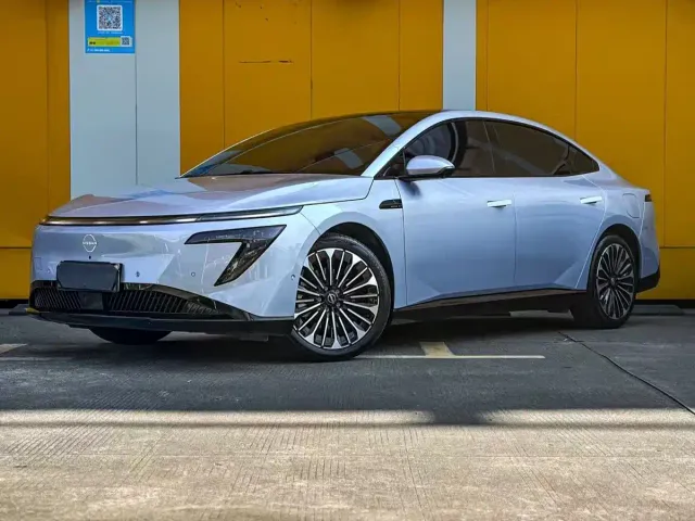 Фотография автомобиля — Nissan N7