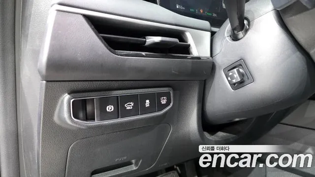Kia K8 K8 (New) Hybrid — Фото автомобиля 19