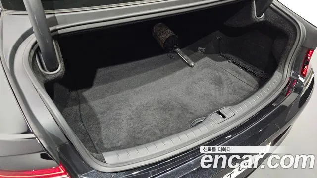 Genesis G80 Бензин 2.5 турбо AWD — Фото автомобиля 29