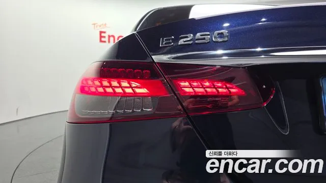 Mercedes-Benz E-Class W213 — Фото автомобиля 8