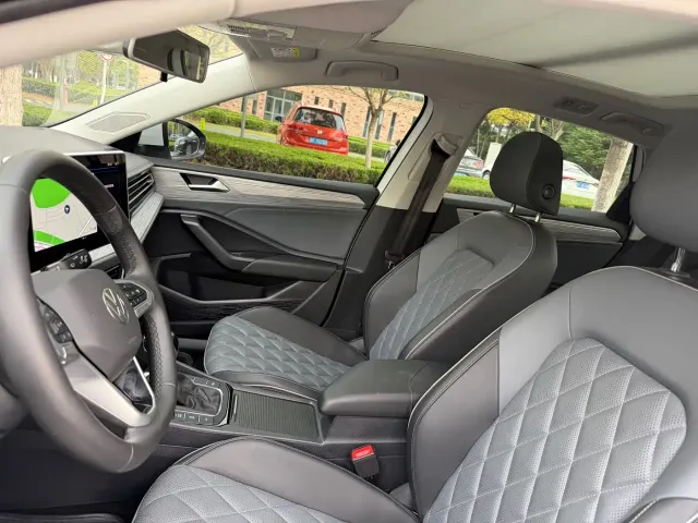 Volkswagen Sagitar — Фото автомобиля 10