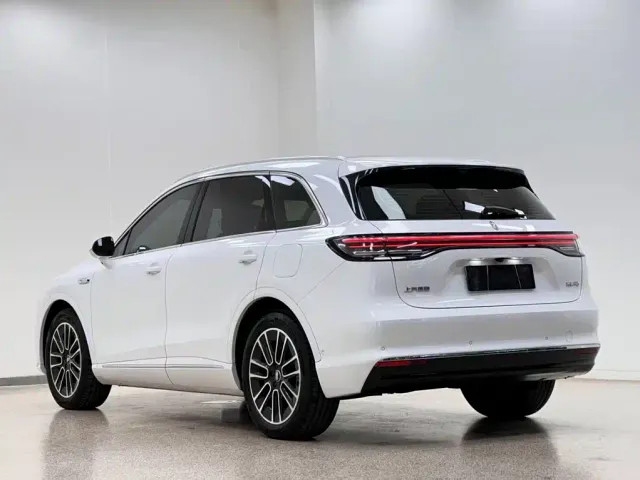 Shangjie SUV — Фото автомобиля 9