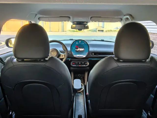 MINI Cooper — Фото автомобиля 7