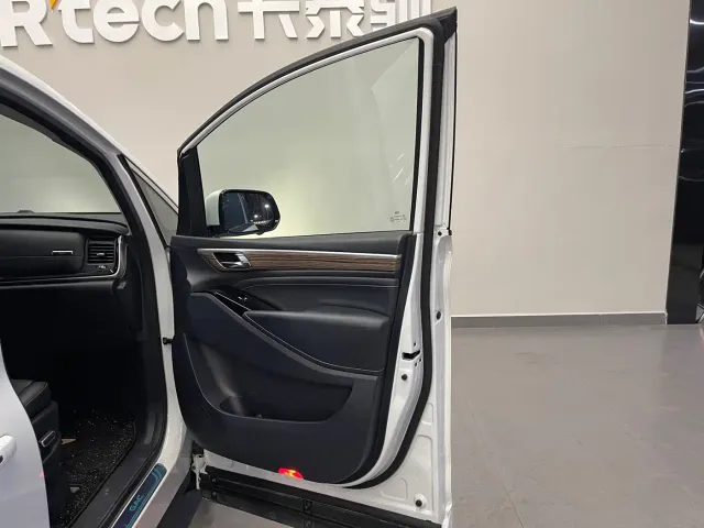 GAC Trumpchi M8 — Фото автомобиля 18