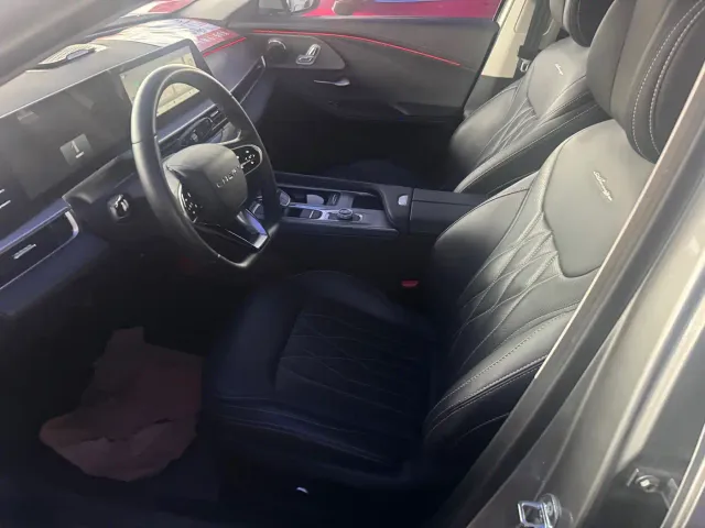 Chery Arrizo 8 — Фото автомобиля 4