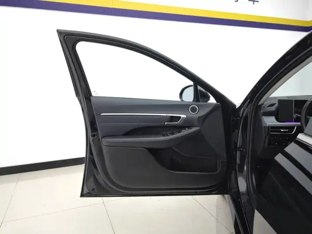 Hyundai Sonata — Фото автомобиля 7
