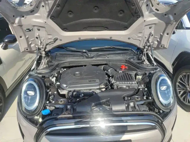 MINI Hatch — Фото автомобиля 19