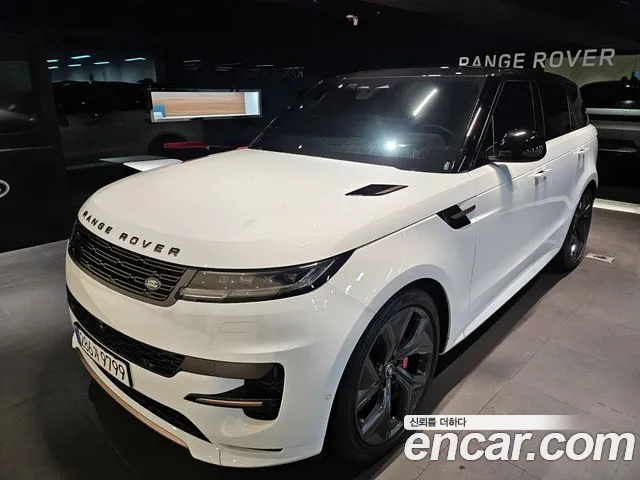 Land Rover Range Rover Sport — Фото автомобиля 5