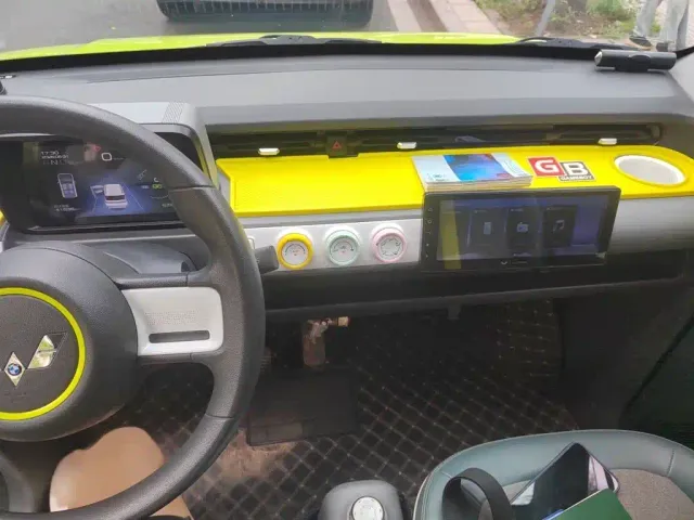 Wuling Hongguang Mini EV — Фото автомобиля 5