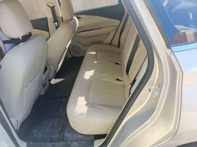 Wuling Starlight — Фото автомобиля 13